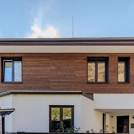Adlerblick Deluxe Apartamento Annenheim