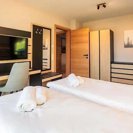 Adlerblick Deluxe Apartamento Annenheim