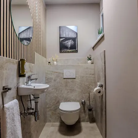 Adlerblick Deluxe Apartamento *