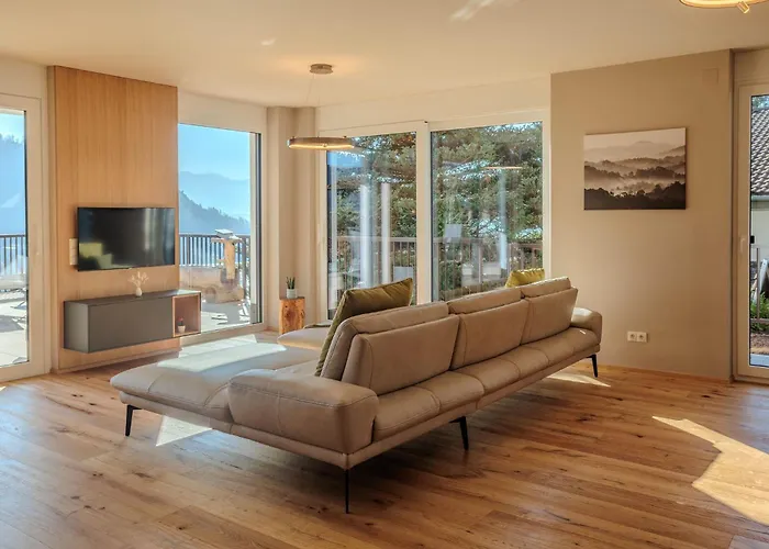 Adlerblick Deluxe Seeblick Ossiacher דירה *