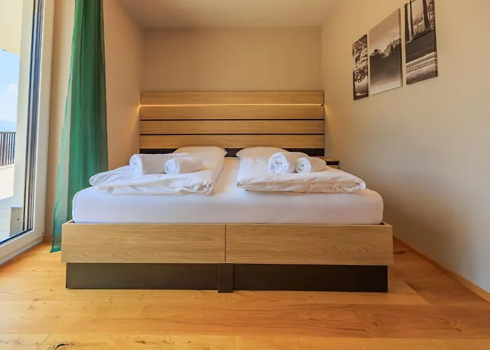 Adlerblick Deluxe Seeblick Ossiacher 安嫩海姆