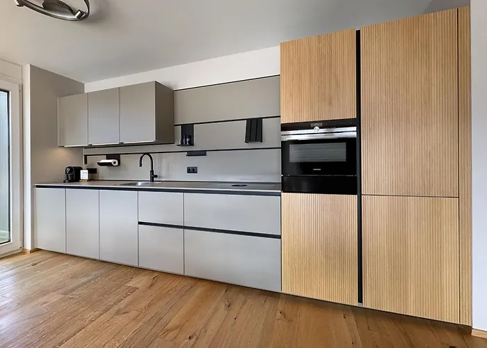 Adlerblick Deluxe Seeblick Ossiacher 公寓